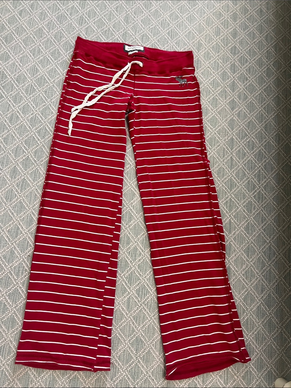 Abercrombie & Fitch red and white striped lounge pants